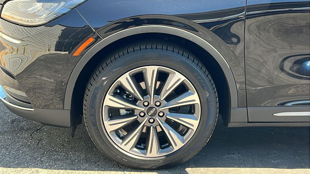 used 2022 Lincoln Corsair car, priced at $30,100