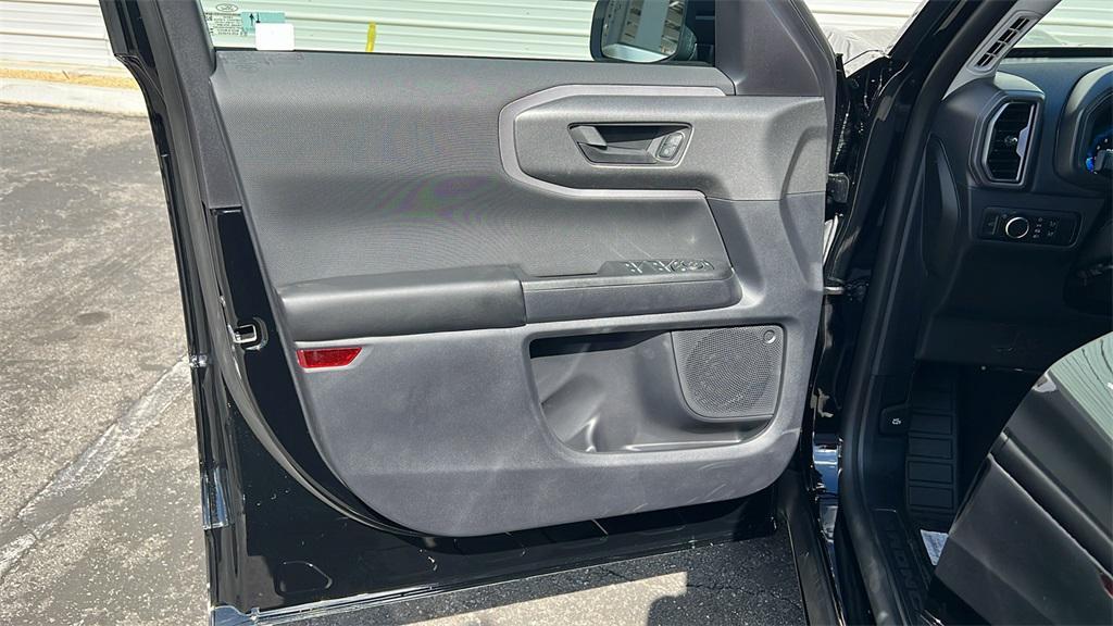 new 2025 Ford Bronco Sport car, priced at $34,385