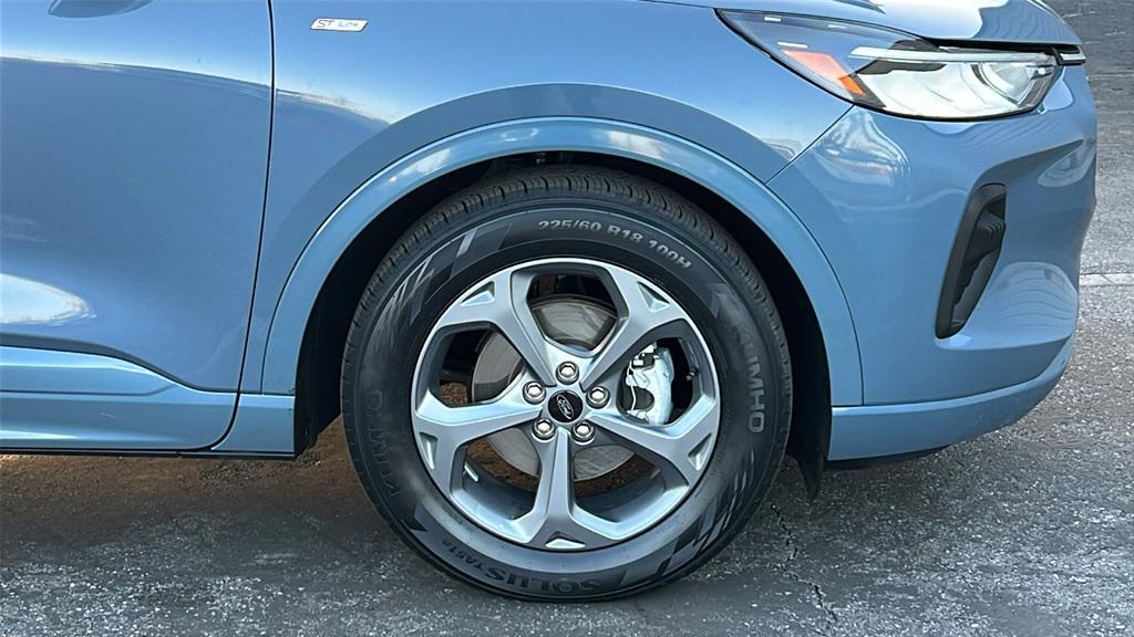 used 2024 Ford Escape car, priced at $23,328