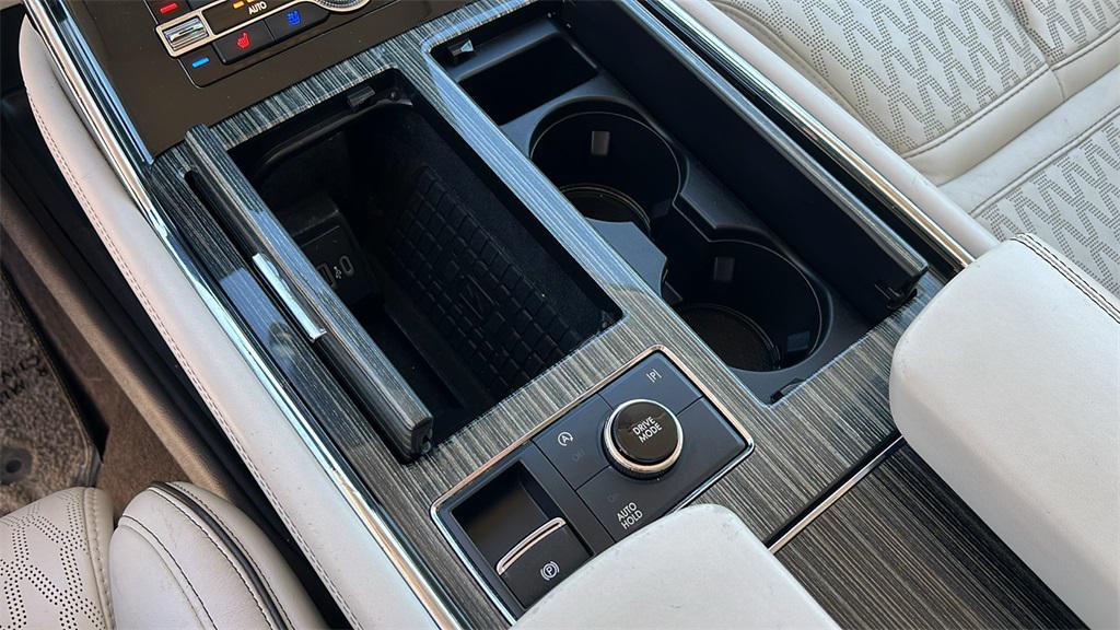 used 2022 Lincoln Navigator car, priced at $63,575