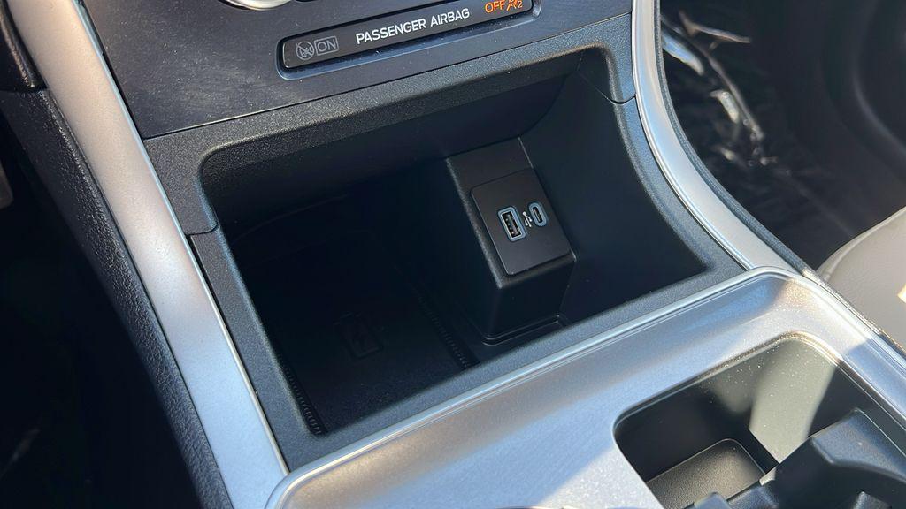 used 2023 Ford Edge car, priced at $30,328