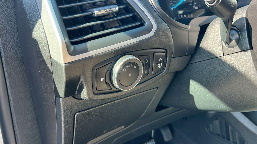 used 2023 Ford Edge car, priced at $30,328