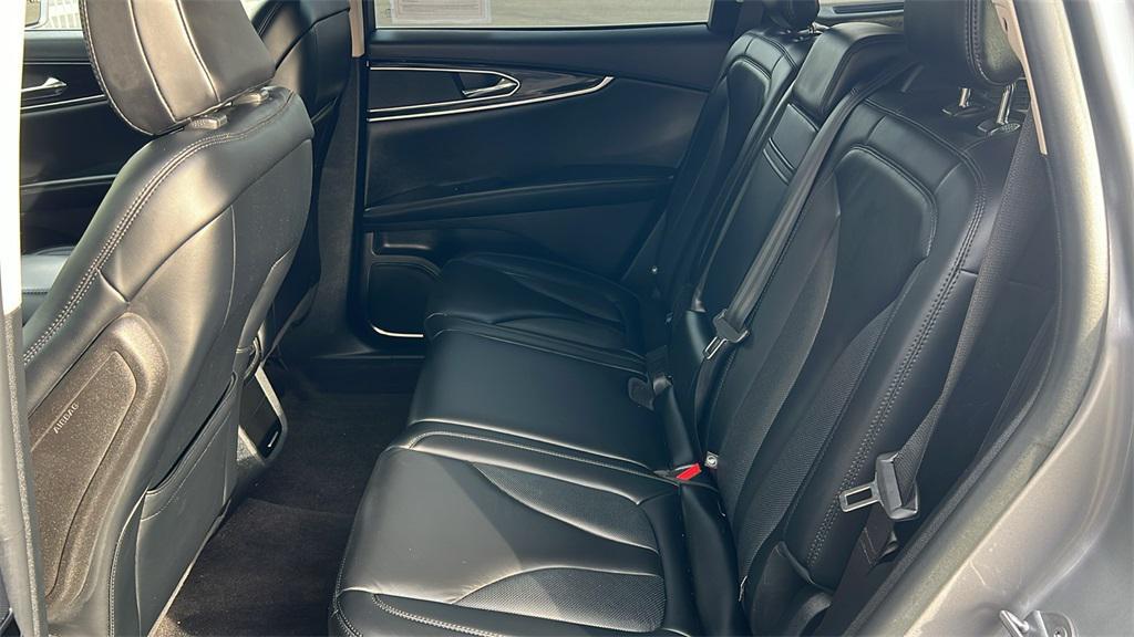 used 2021 Lincoln Nautilus car, priced at $27,950