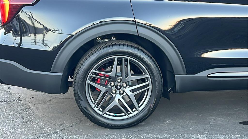 new 2026 Ford Explorer car, priced at $46,060