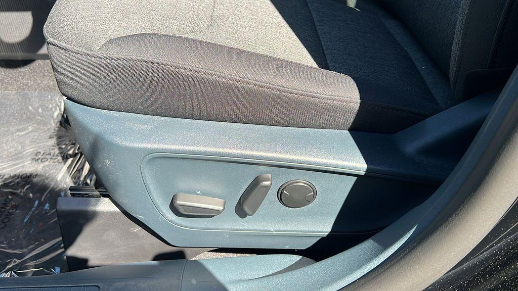 new 2025 Ford Maverick car, priced at $34,045