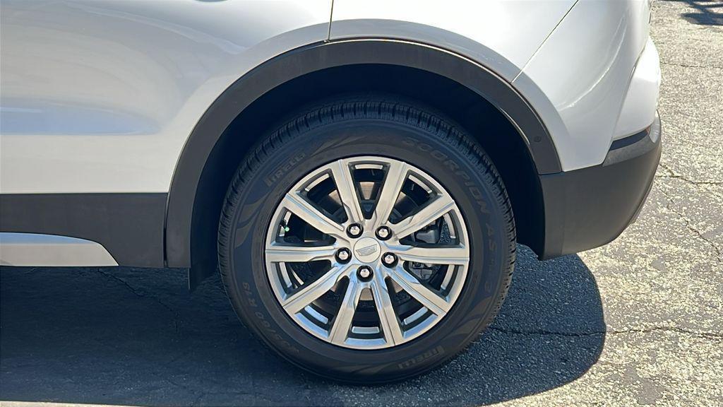 used 2022 Cadillac XT4 car, priced at $28,328