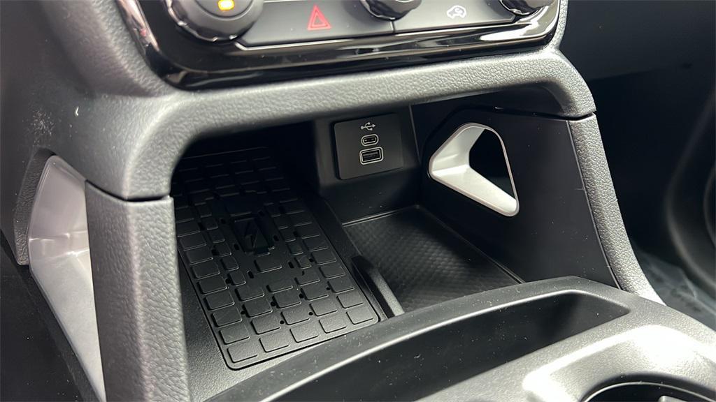 new 2025 Ford Ranger car, priced at $49,945