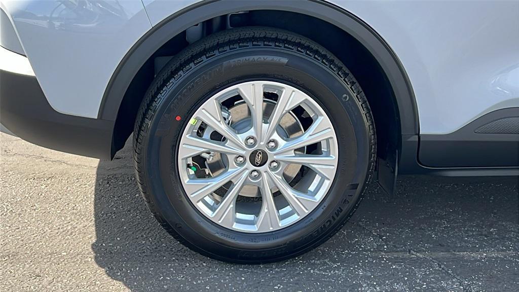 new 2025 Ford Escape car, priced at $25,240