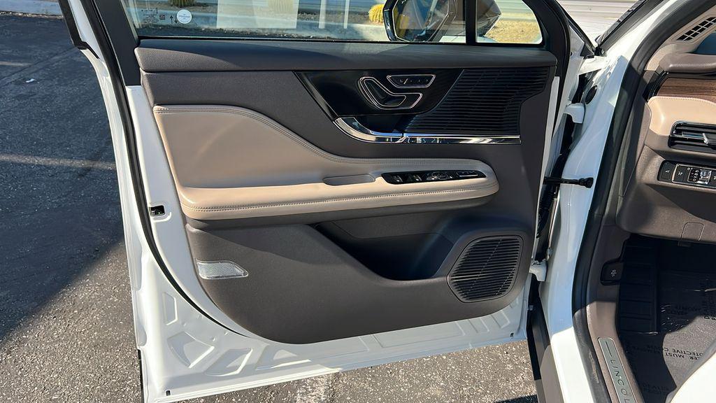 used 2022 Lincoln Corsair car, priced at $33,788