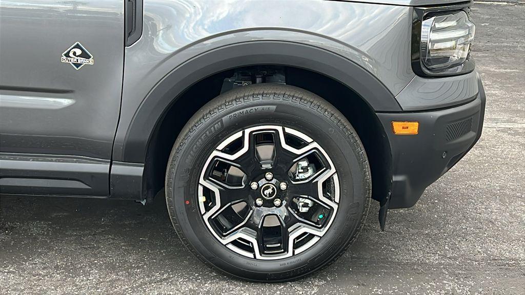 new 2025 Ford Bronco Sport car, priced at $37,985