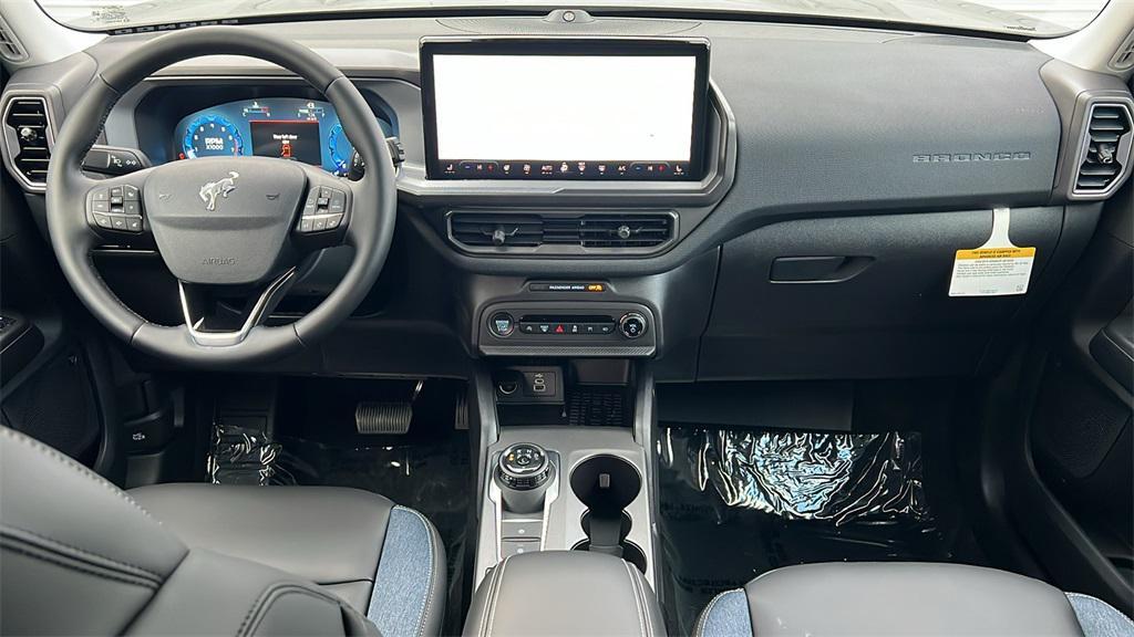 new 2025 Ford Bronco Sport car, priced at $37,985