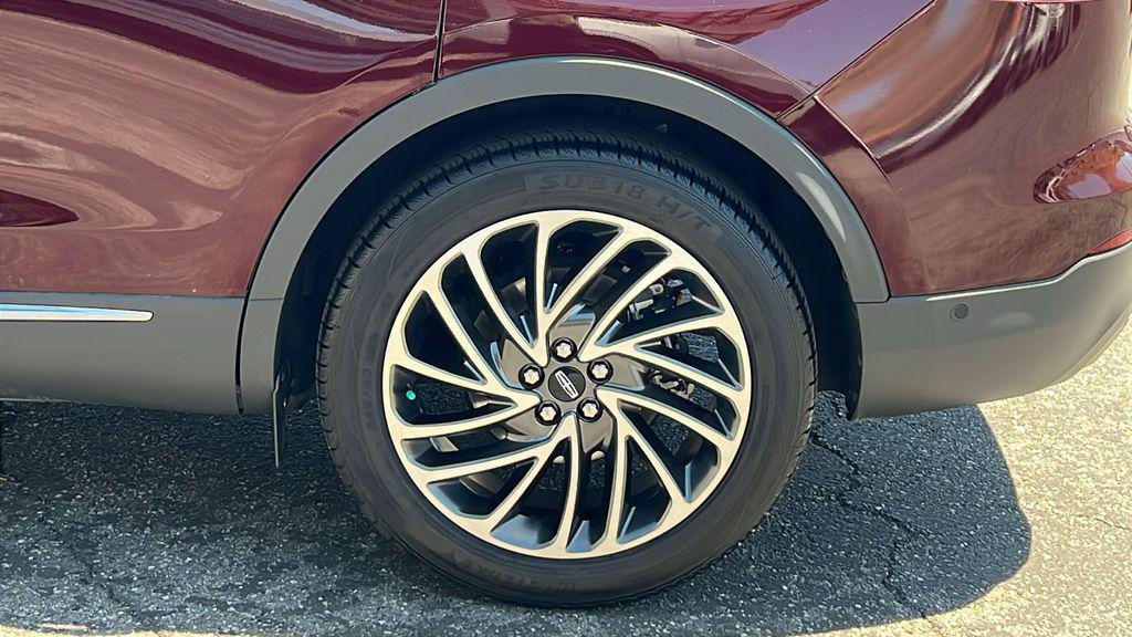 used 2019 Lincoln Nautilus car, priced at $24,788