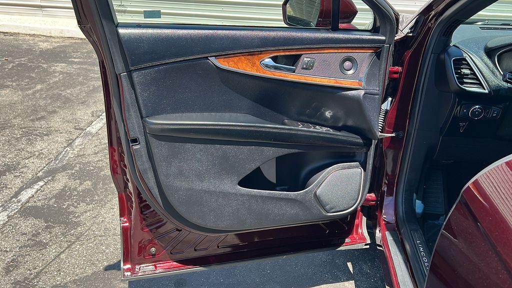 used 2019 Lincoln Nautilus car, priced at $24,788
