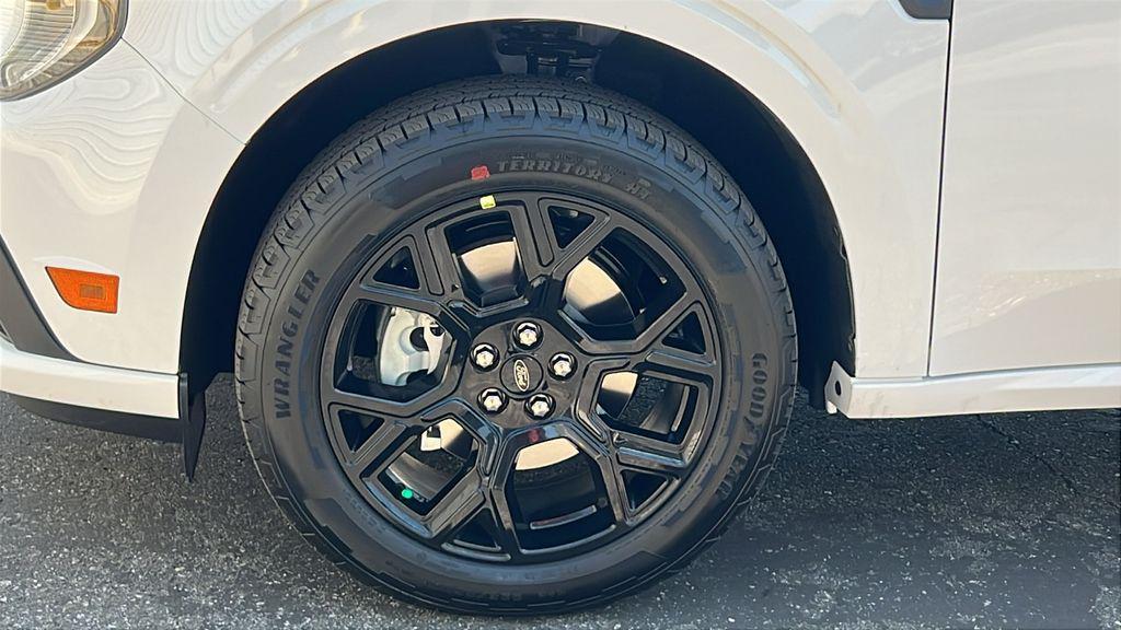 new 2025 Ford Maverick car, priced at $38,954