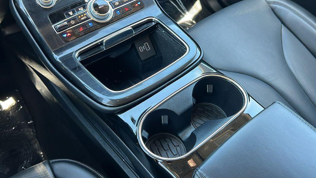 used 2023 Lincoln Nautilus car, priced at $40,995