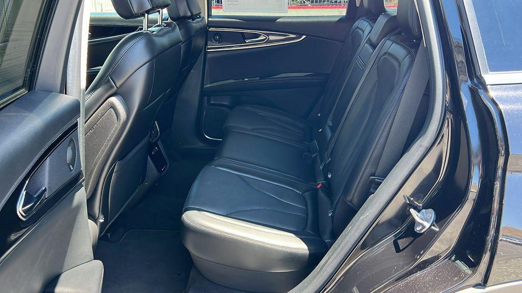 used 2023 Lincoln Nautilus car, priced at $40,995