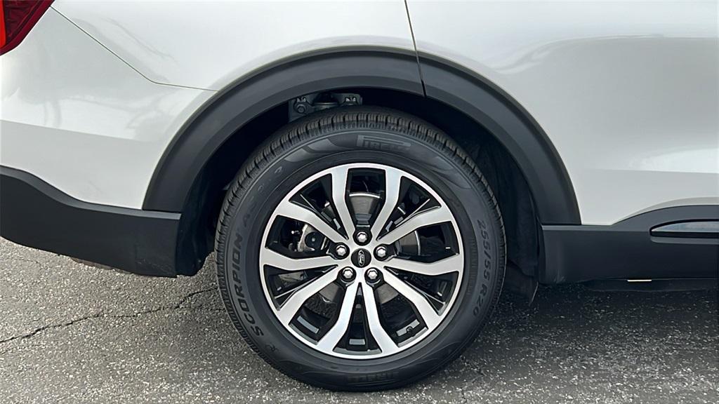 used 2022 Ford Explorer car, priced at $29,725