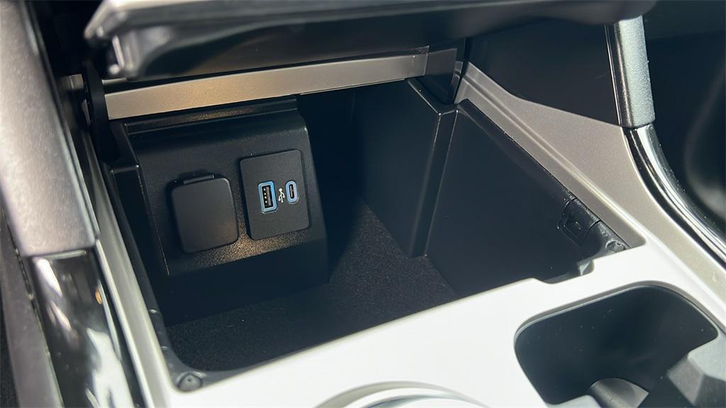 used 2022 Ford Explorer car, priced at $29,725