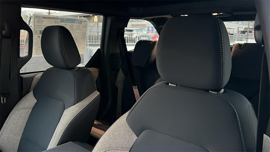 new 2025 Ford Bronco car, priced at $44,470