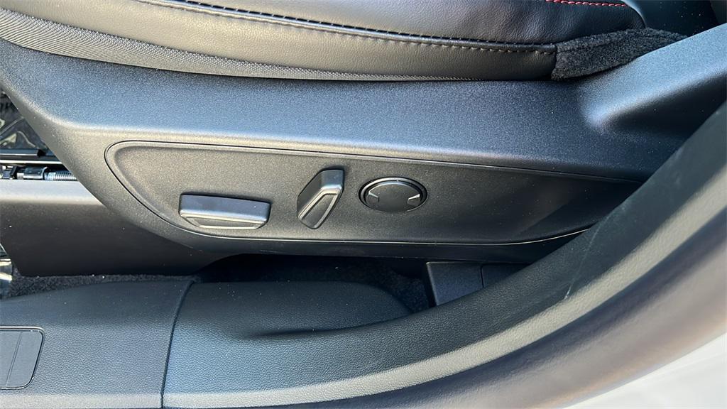 new 2025 Ford Escape car, priced at $32,055