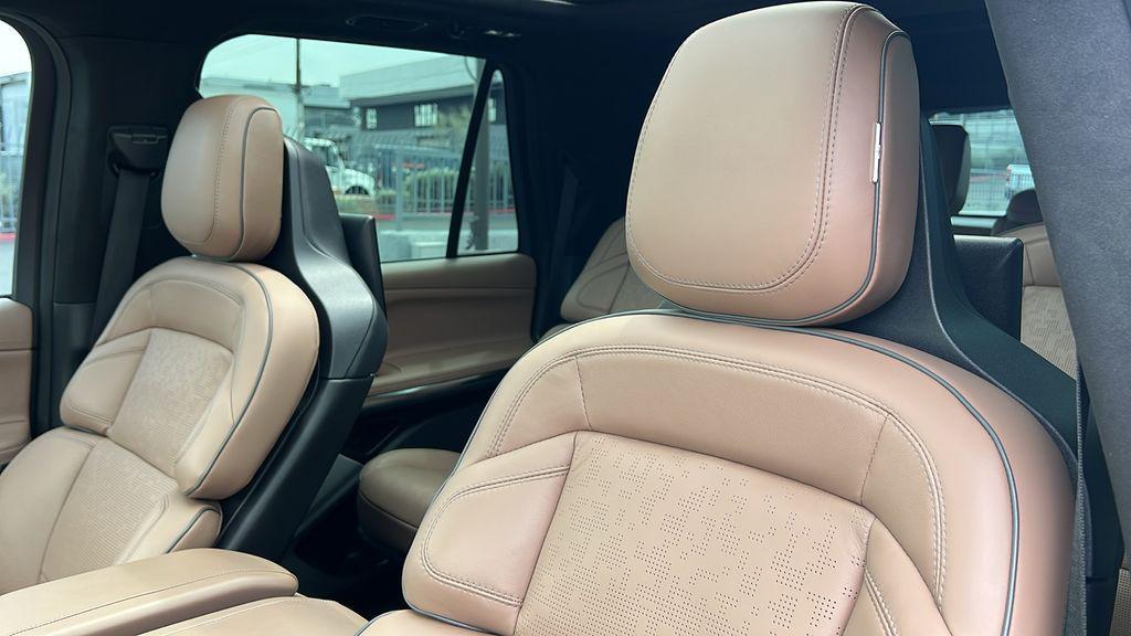used 2025 Lincoln Navigator car, priced at $107,995