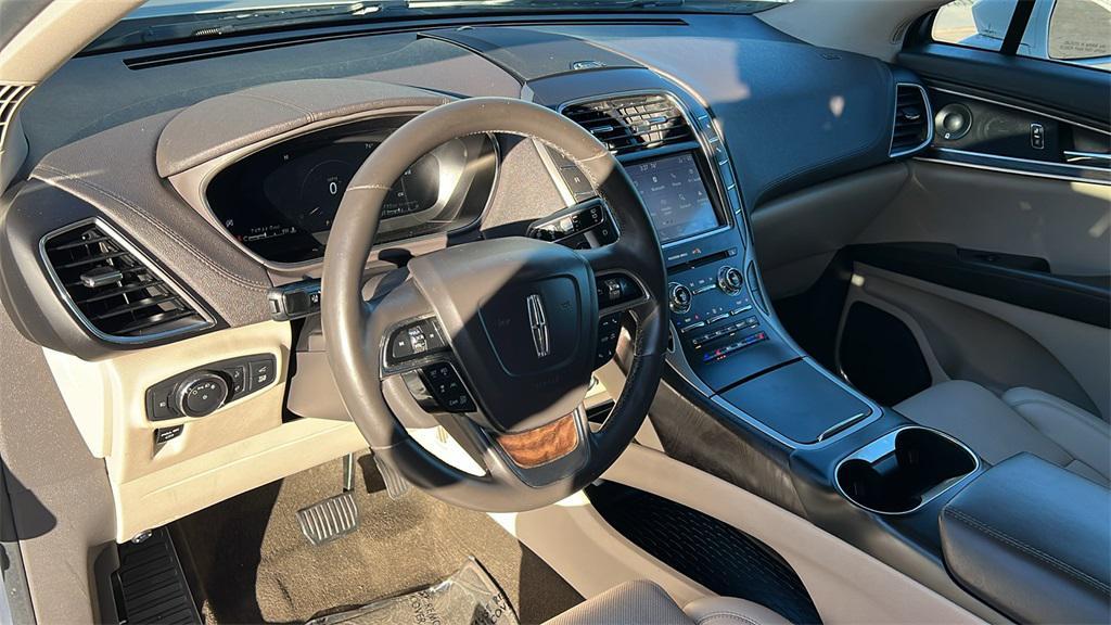 used 2020 Lincoln Nautilus car, priced at $23,924