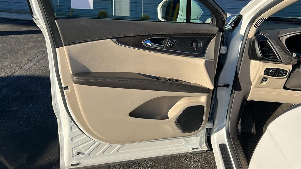 used 2020 Lincoln Nautilus car, priced at $23,924