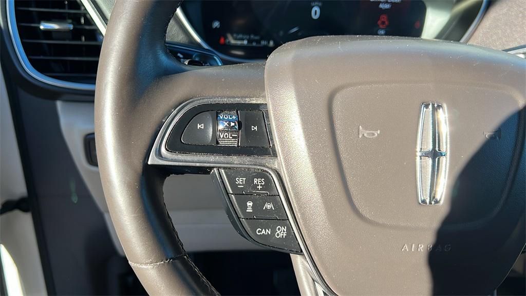used 2020 Lincoln Nautilus car, priced at $23,924