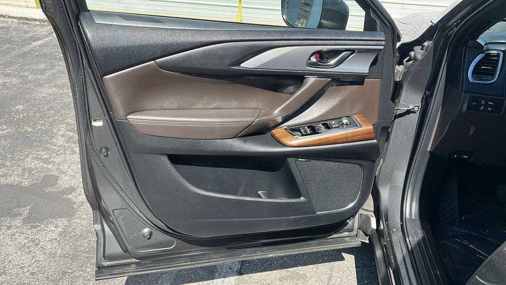 used 2022 Mazda CX-9 car, priced at $27,328