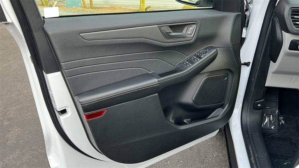 new 2025 Ford Escape car, priced at $24,990