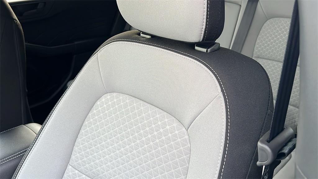 new 2025 Ford Escape car, priced at $24,990