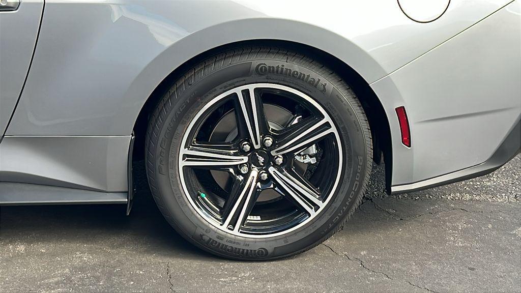 new 2025 Ford Mustang car, priced at $39,576