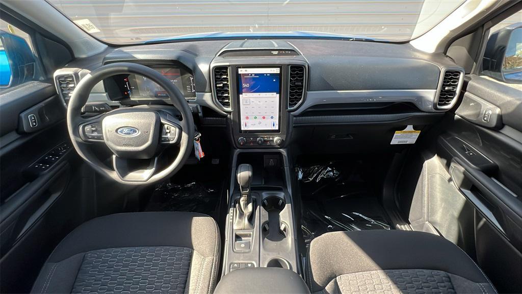 new 2025 Ford Ranger car, priced at $31,820