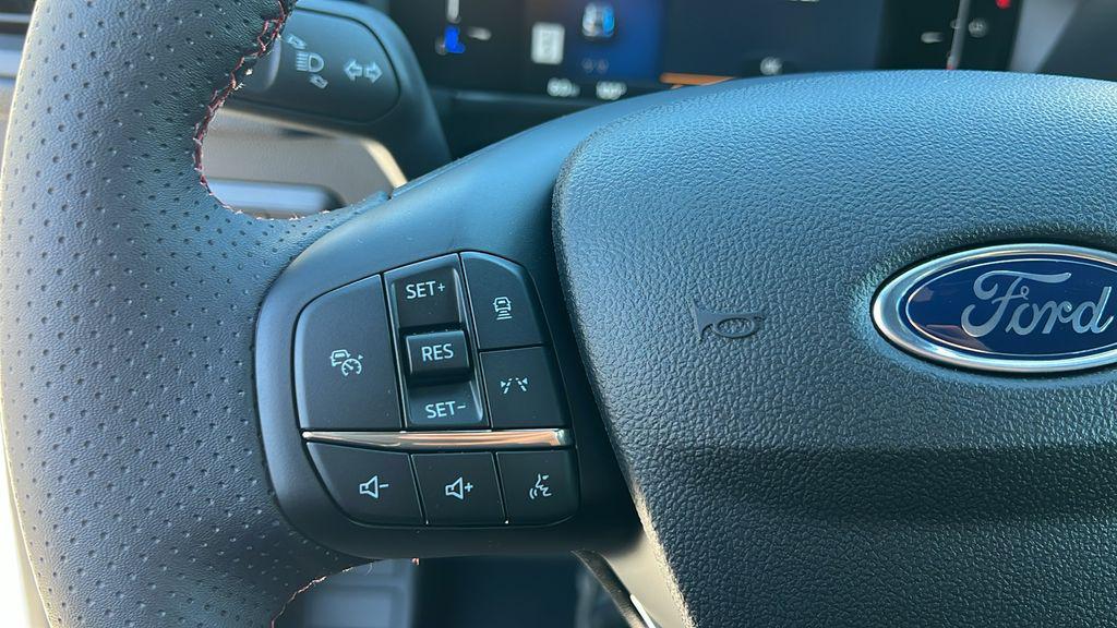 new 2025 Ford Escape car, priced at $29,299