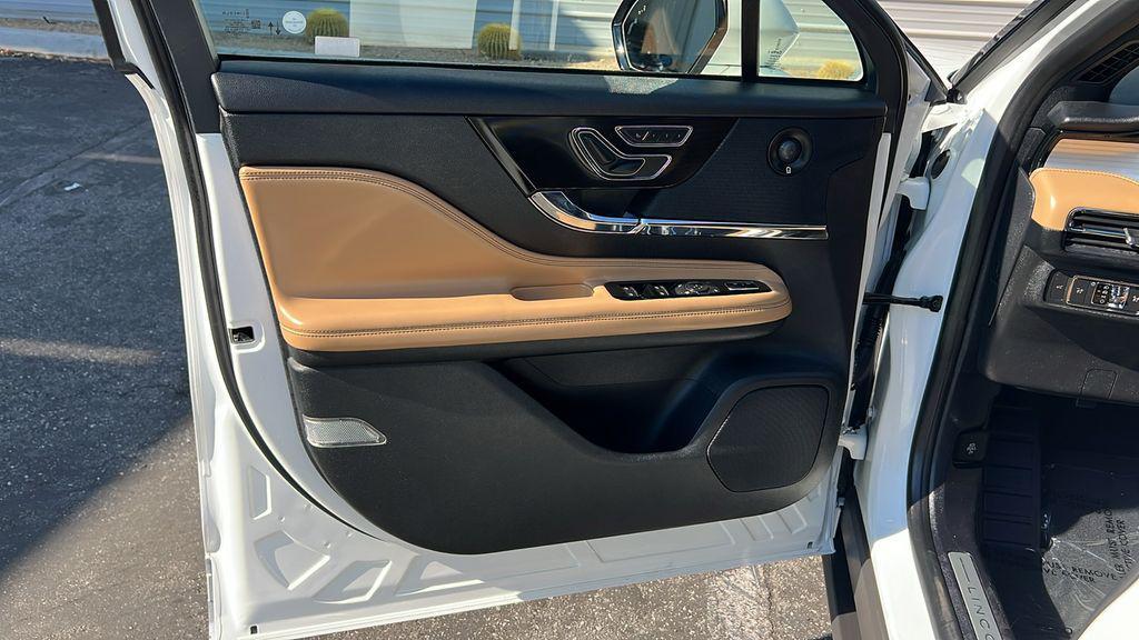 used 2022 Lincoln Corsair car, priced at $36,124