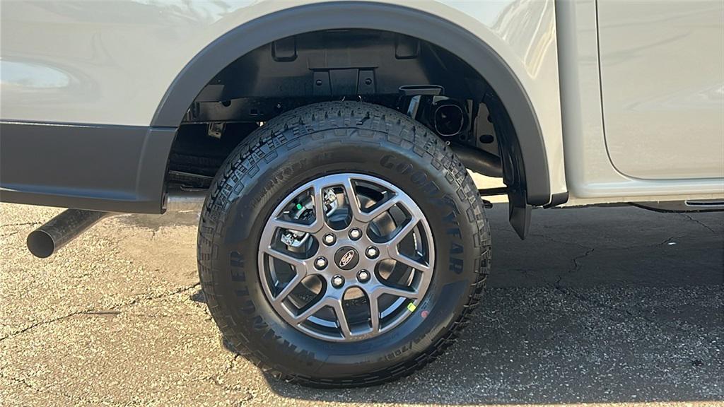 new 2025 Ford Ranger car, priced at $37,520
