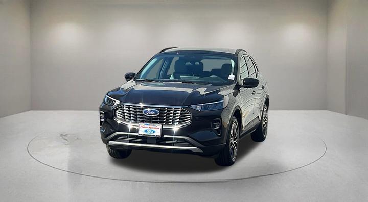new 2025 Ford Escape PHEV car, priced at $30,895