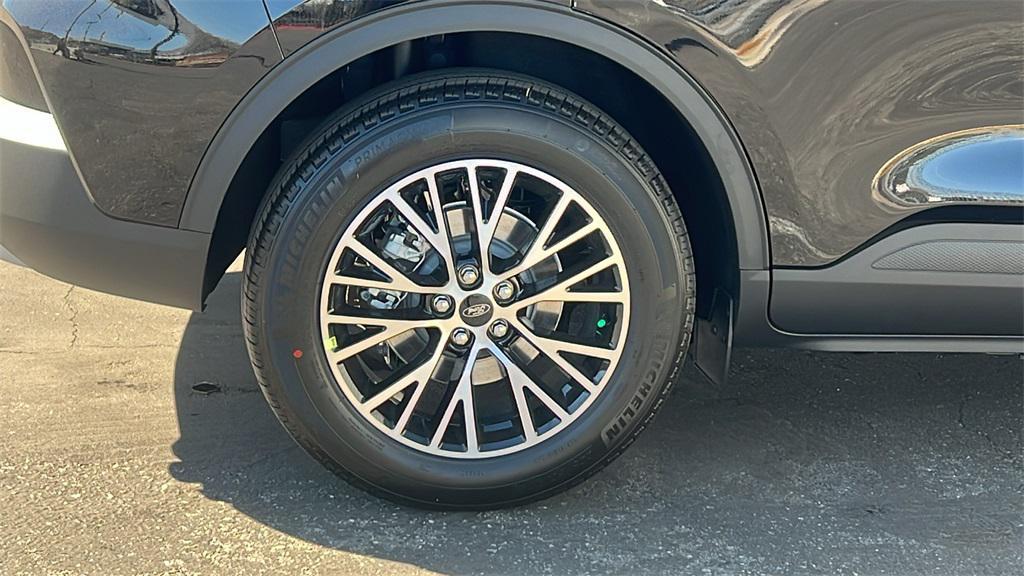 new 2025 Ford Escape PHEV car, priced at $30,895