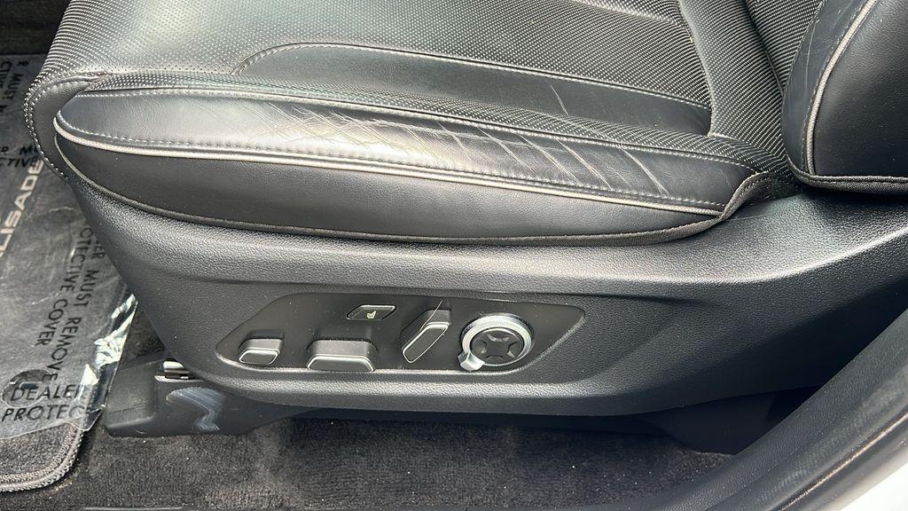 used 2023 Hyundai Palisade car, priced at $36,955