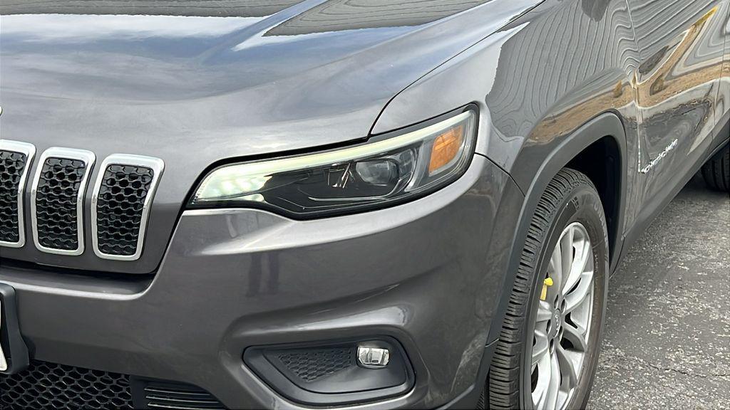 used 2022 Jeep Cherokee car, priced at $25,055