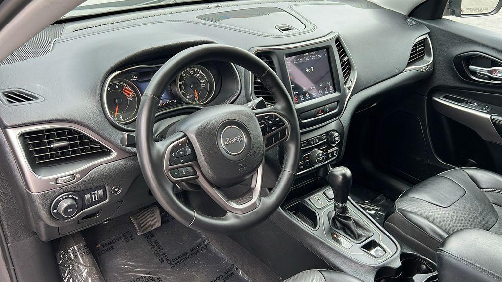 used 2022 Jeep Cherokee car, priced at $25,055