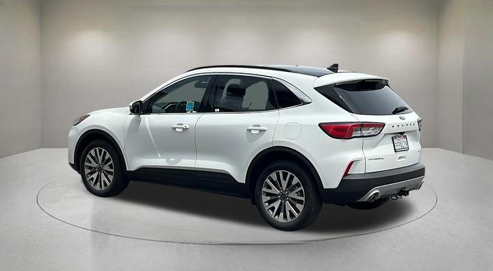 used 2022 Ford Escape car, priced at $27,995