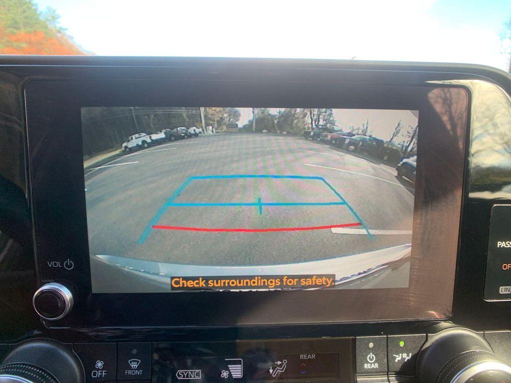 used 2023 Toyota Highlander car, priced at $30,898