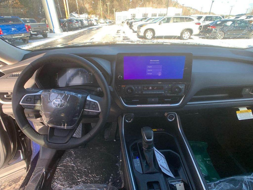 new 2026 Toyota Grand Highlander car, priced at $44,185