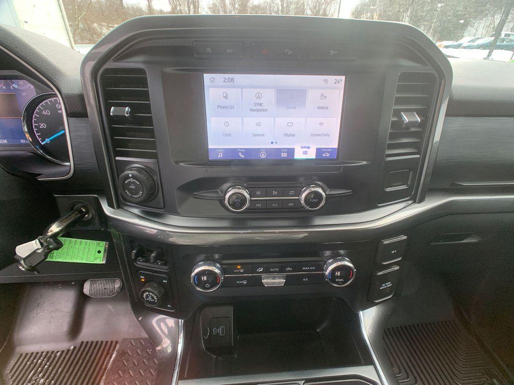 used 2021 Ford F-150 car, priced at $35,998