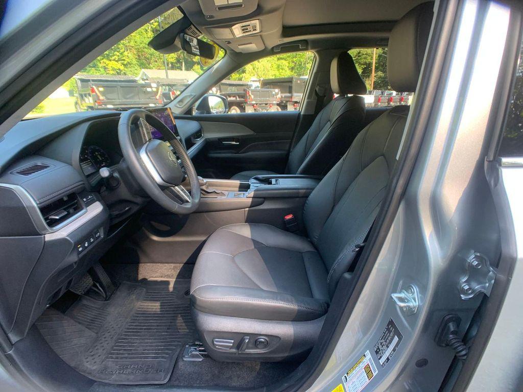 new 2024 Toyota Grand Highlander car, priced at $58,686