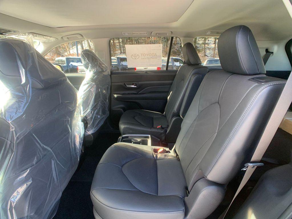 new 2026 Toyota Grand Highlander Hybrid car, priced at $55,963
