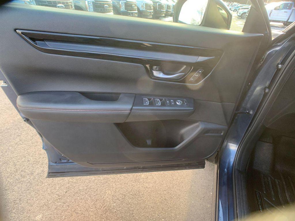 used 2024 Honda CR-V Hybrid car, priced at $34,250