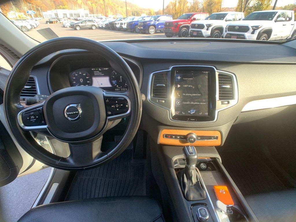 used 2021 Volvo XC90 car, priced at $29,898