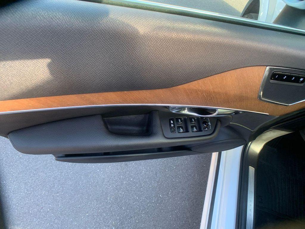 used 2021 Volvo XC90 car, priced at $29,898